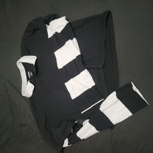 Hot Topic Striped Sleeve Cropped Tee